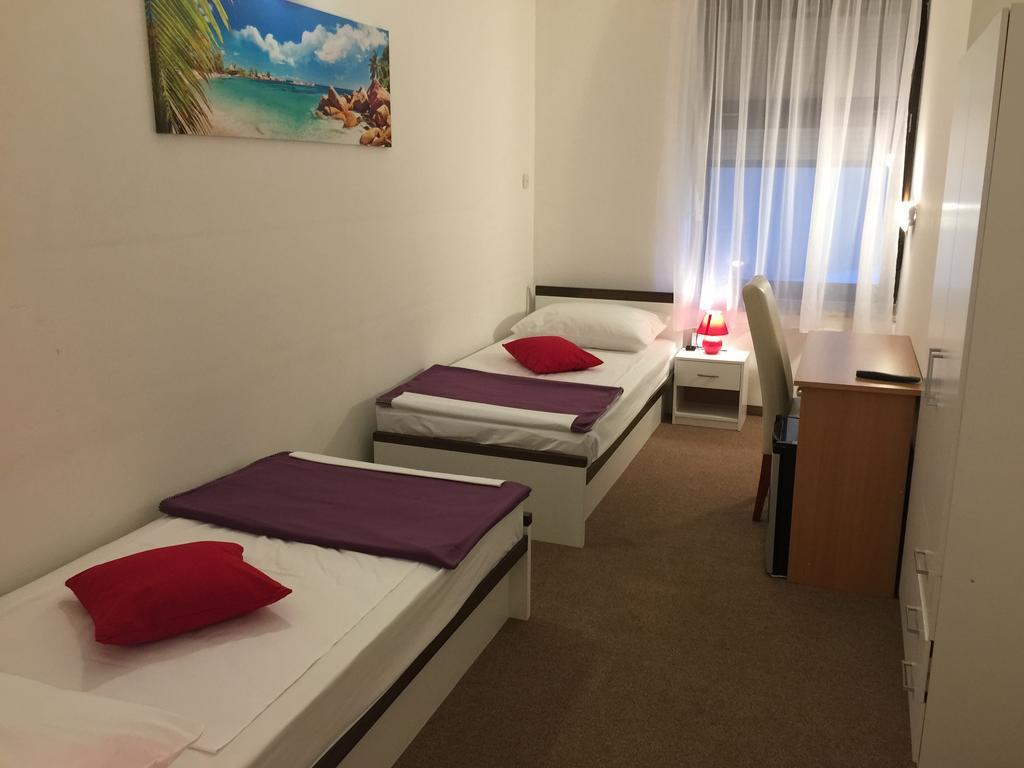 Hotel Ruza Novi Vinodolski Rum bild