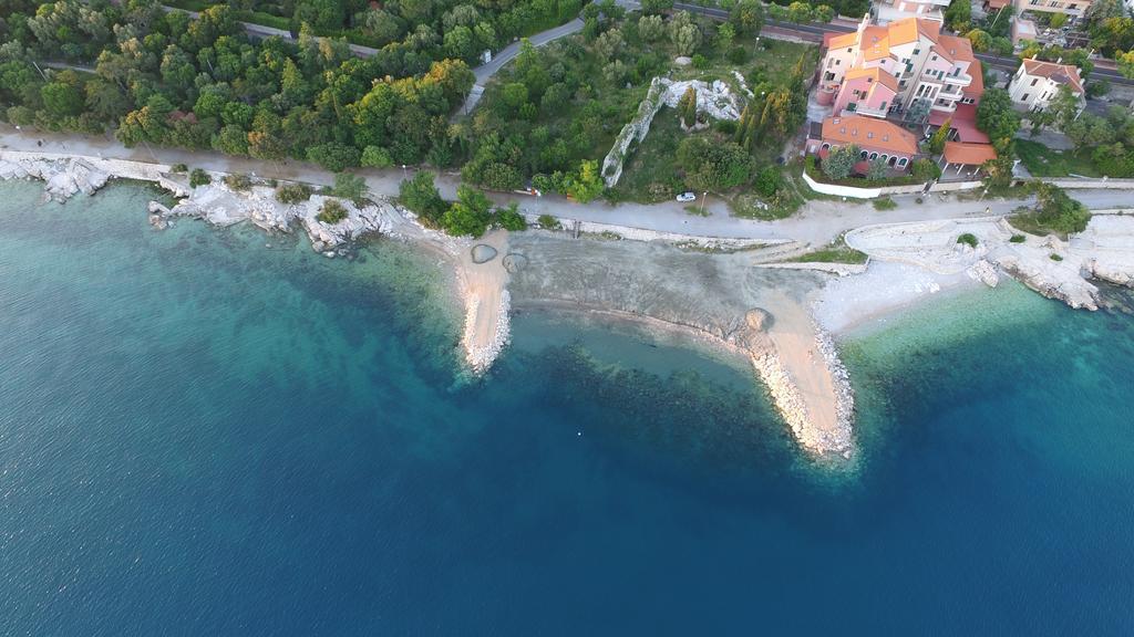 Hotel Ruza Novi Vinodolski Exteriör bild