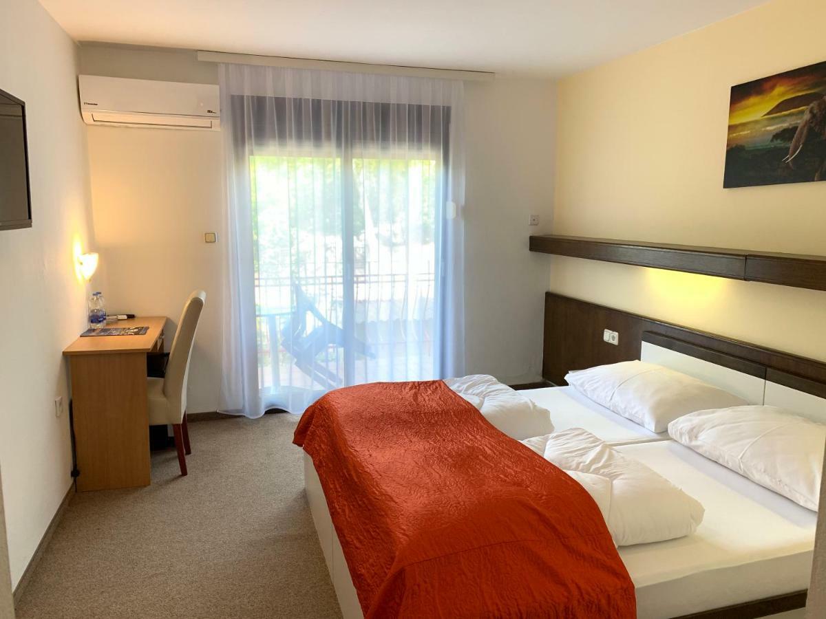 Hotel Ruza Novi Vinodolski Exteriör bild