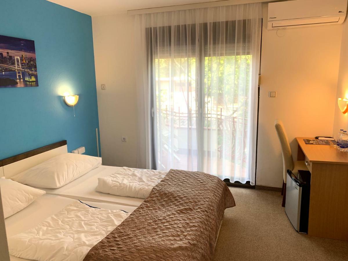 Hotel Ruza Novi Vinodolski Exteriör bild
